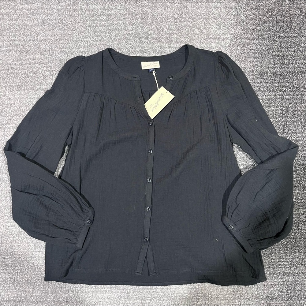 Universal Threads Long Sleeve Blouse